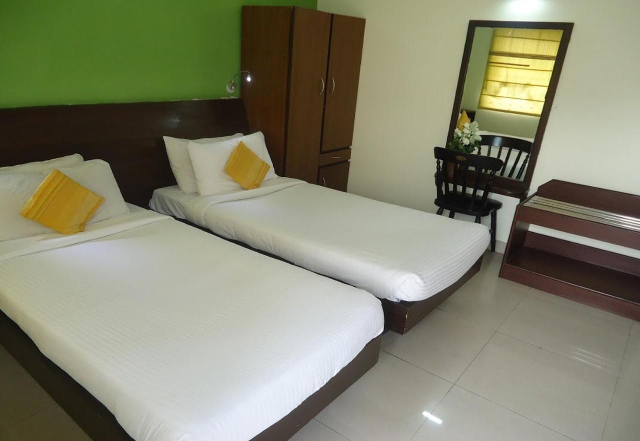 The Green Path Eco Hotel Bangalore Luaran gambar