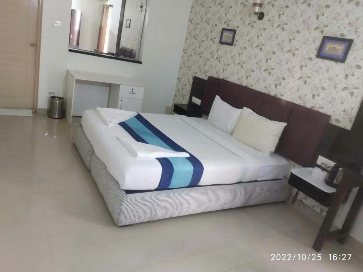 The Green Path Eco Hotel Bangalore Luaran gambar